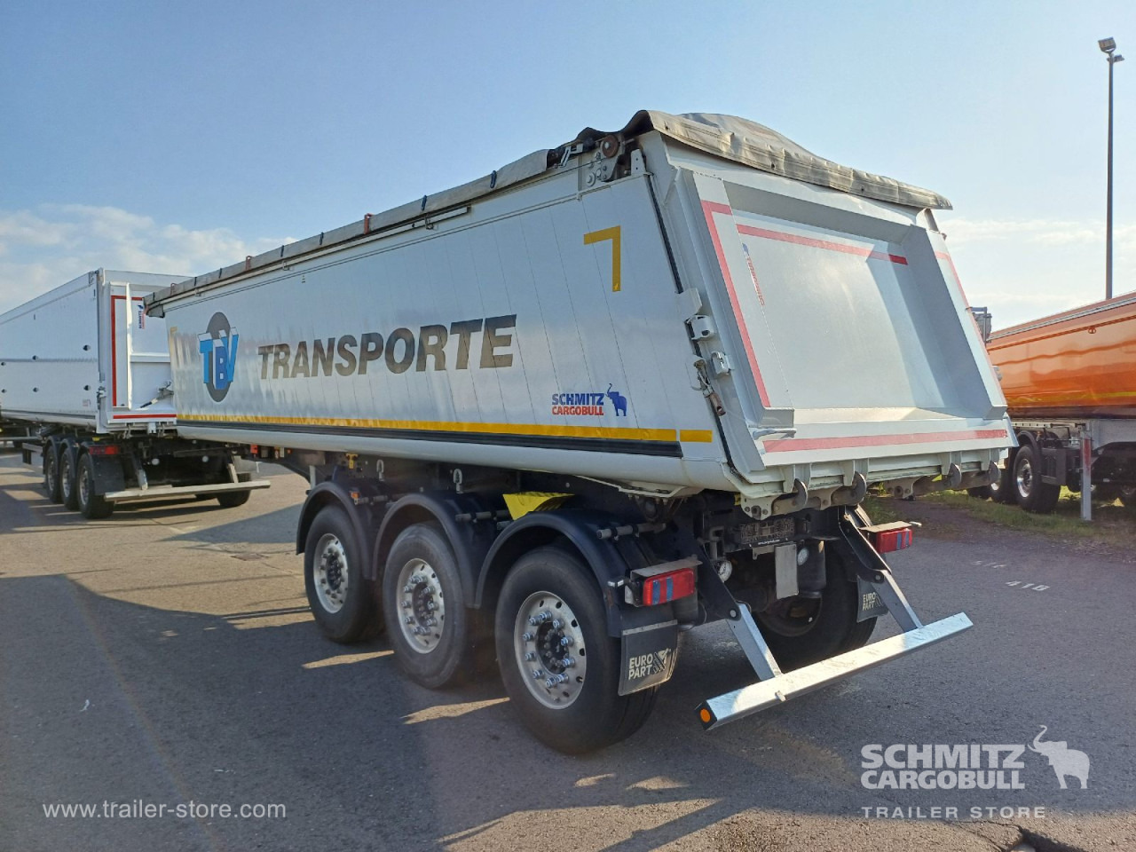 SCHMITZ Auflieger Kipper Stahlrundmulde 27m³ - Tipper semi-trailer: picture 4 SCHMITZ Auflieger Kipper Stahlrundmulde 27m³ - Tipper semi-trailer: picture 4