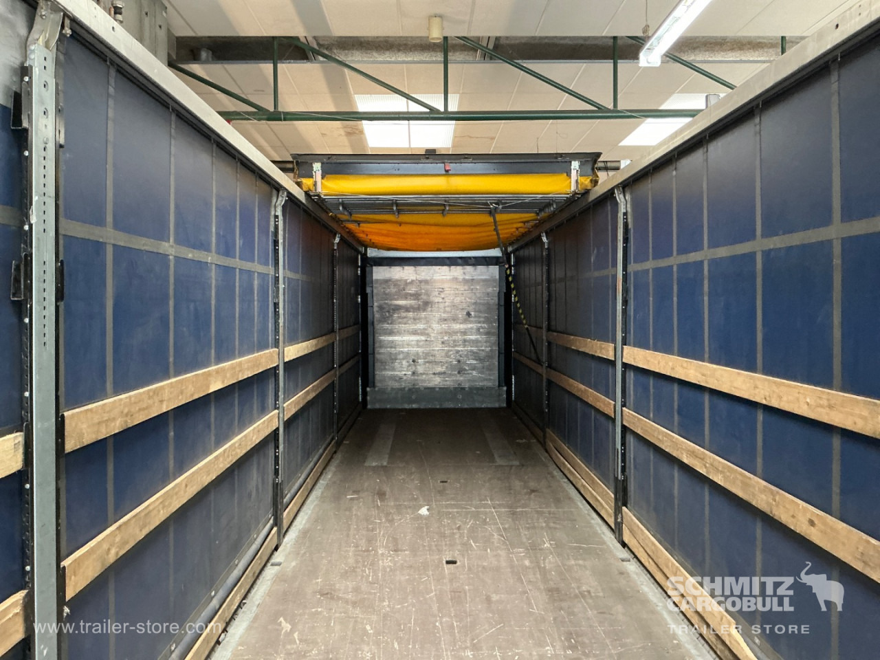 SCHMITZ Curtainsider Standard - Curtainsider semi-trailer: picture 5 SCHMITZ Curtainsider Standard - Curtainsider semi-trailer: picture 5