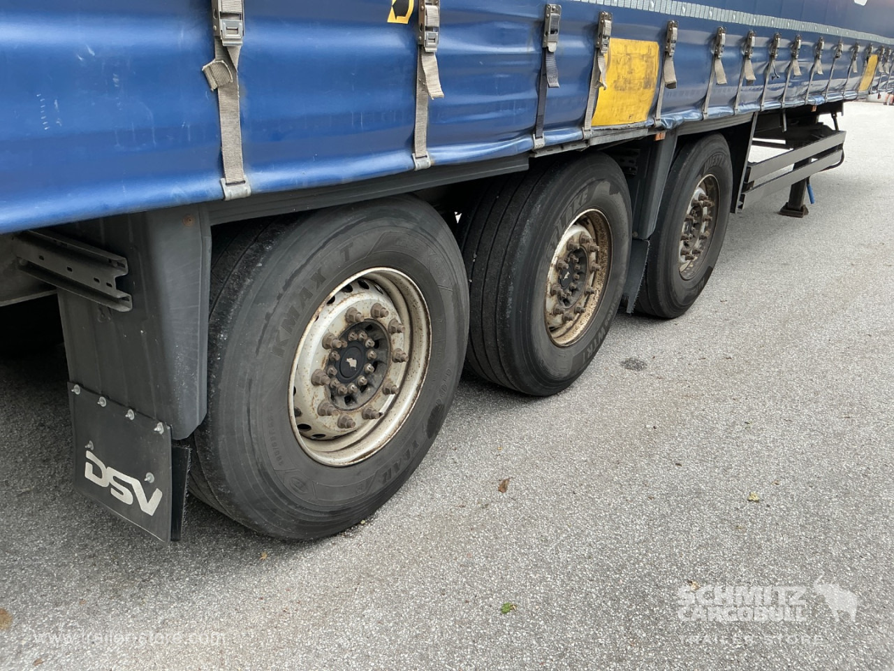 SCHMITZ Curtainsider Standard - Curtainsider semi-trailer: picture 2 SCHMITZ Curtainsider Standard - Curtainsider semi-trailer: picture 2