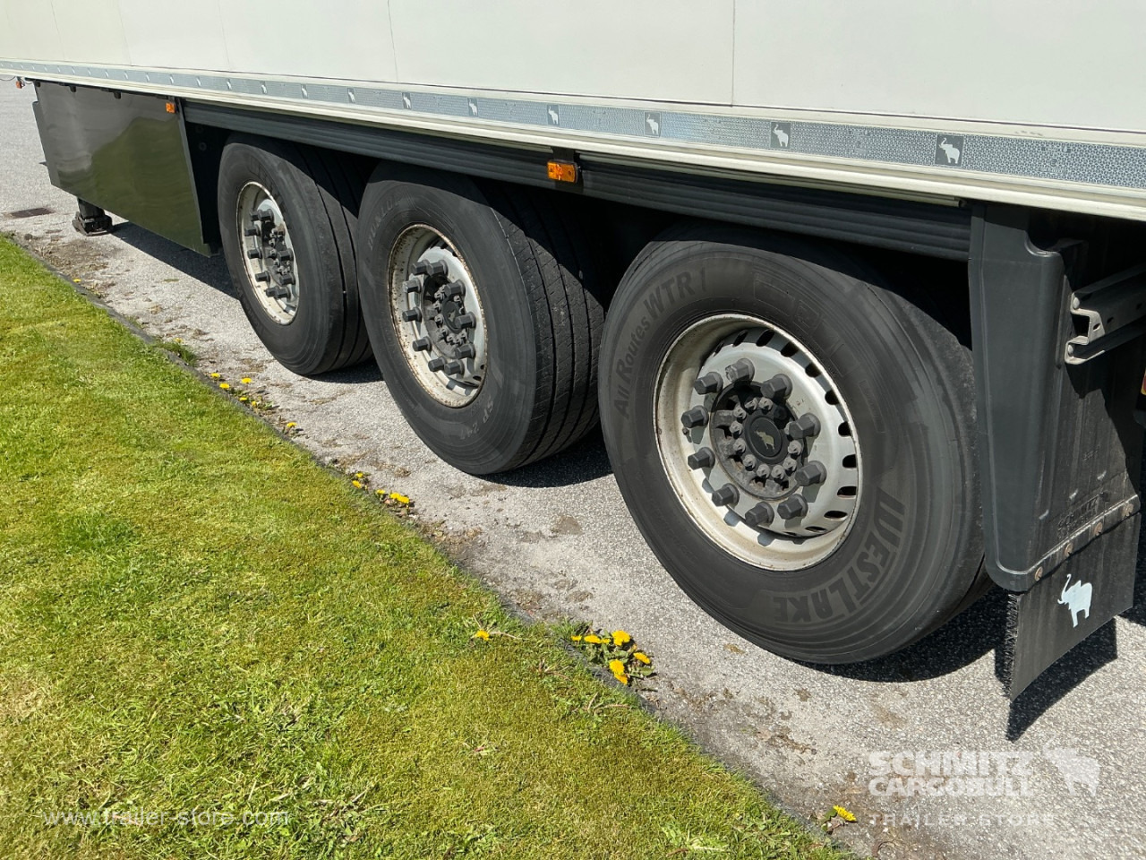 SCHMITZ Reefer Standard Double deck - Isothermal semi-trailer: picture 5 SCHMITZ Reefer Standard Double deck - Isothermal semi-trailer: picture 5
