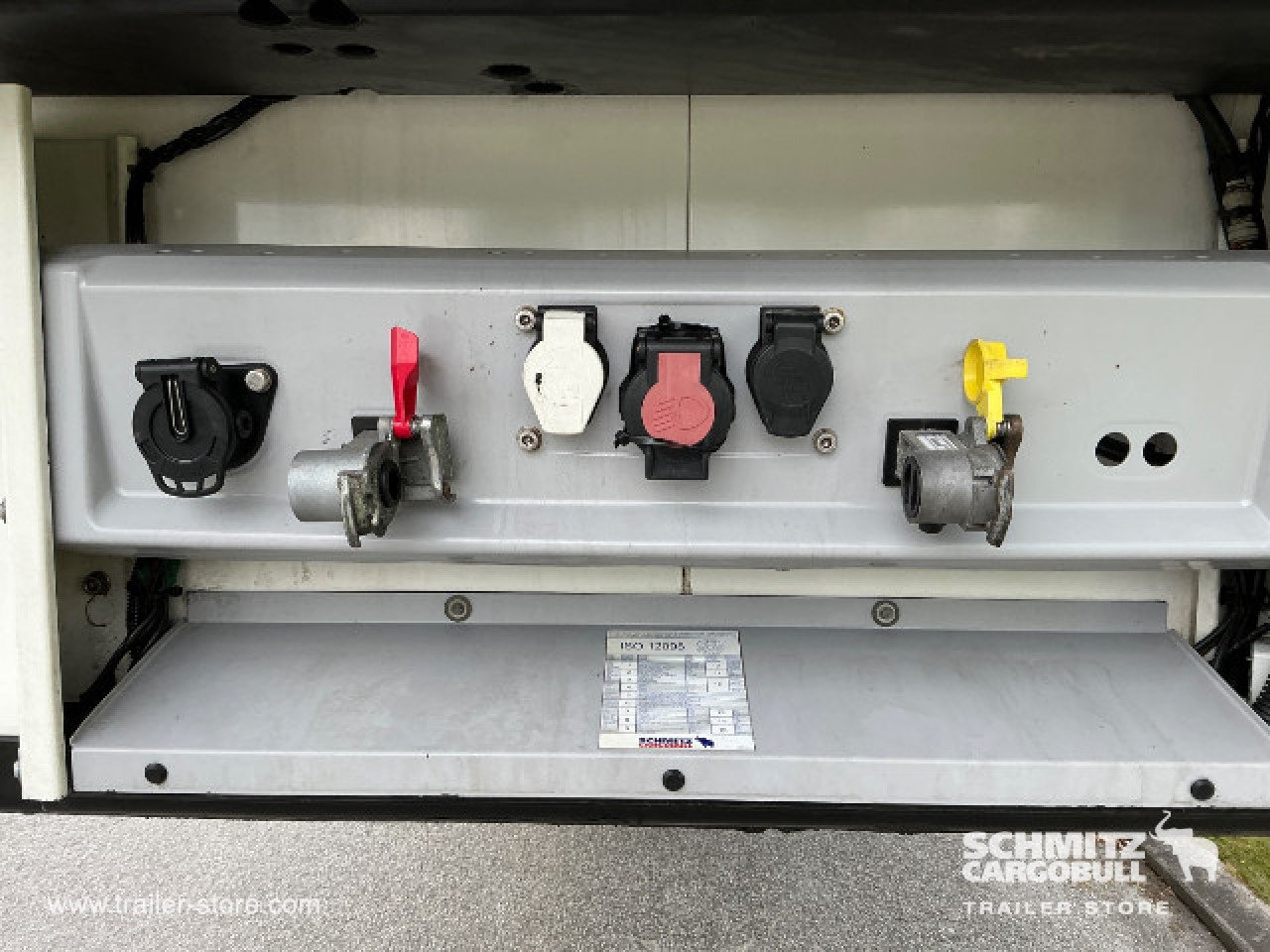 SCHMITZ Semiremolque Frigo Sistema carne colgada - Isothermal semi-trailer: picture 4 SCHMITZ Semiremolque Frigo Sistema carne colgada - Isothermal semi-trailer: picture 4