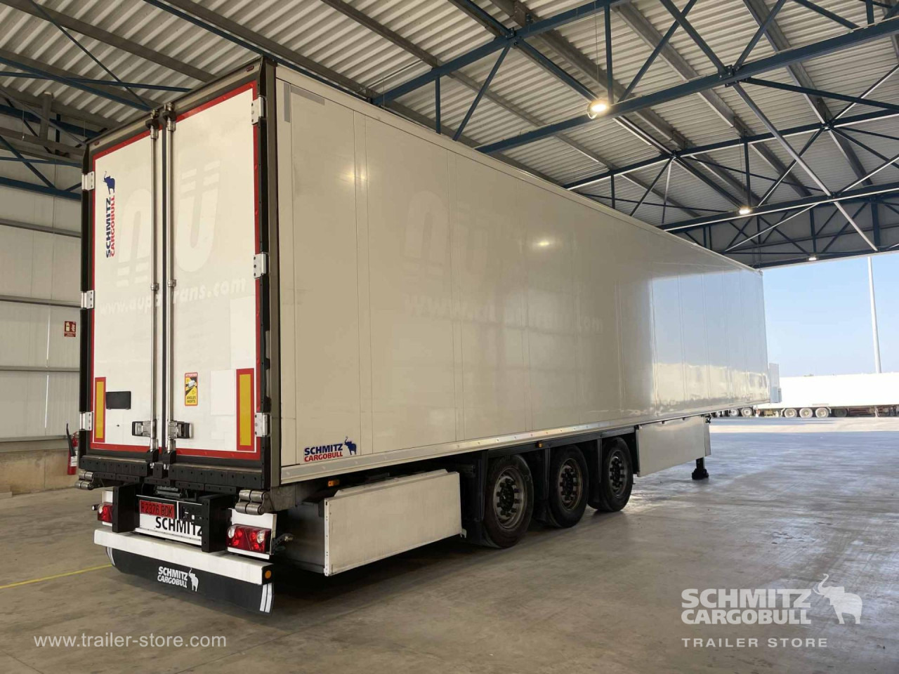 Isothermal semi-trailer SCHMITZ Semiremolque Frigo Standard: picture 6 Isothermal semi-trailer SCHMITZ Semiremolque Frigo Standard: picture 6