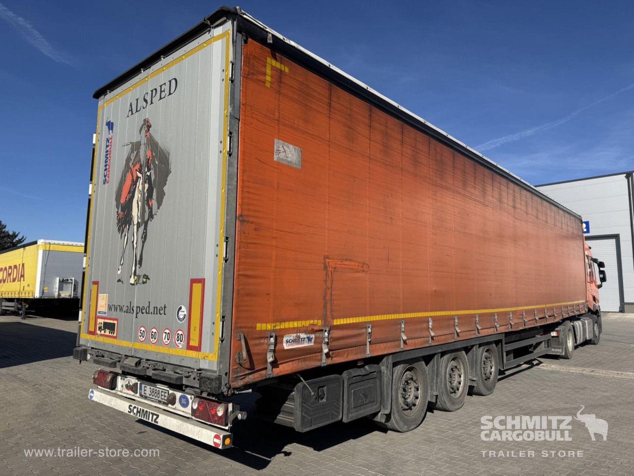 SCHMITZ Curtainsider Mega - Curtainsider semi-trailer: picture 4 SCHMITZ Curtainsider Mega - Curtainsider semi-trailer: picture 4