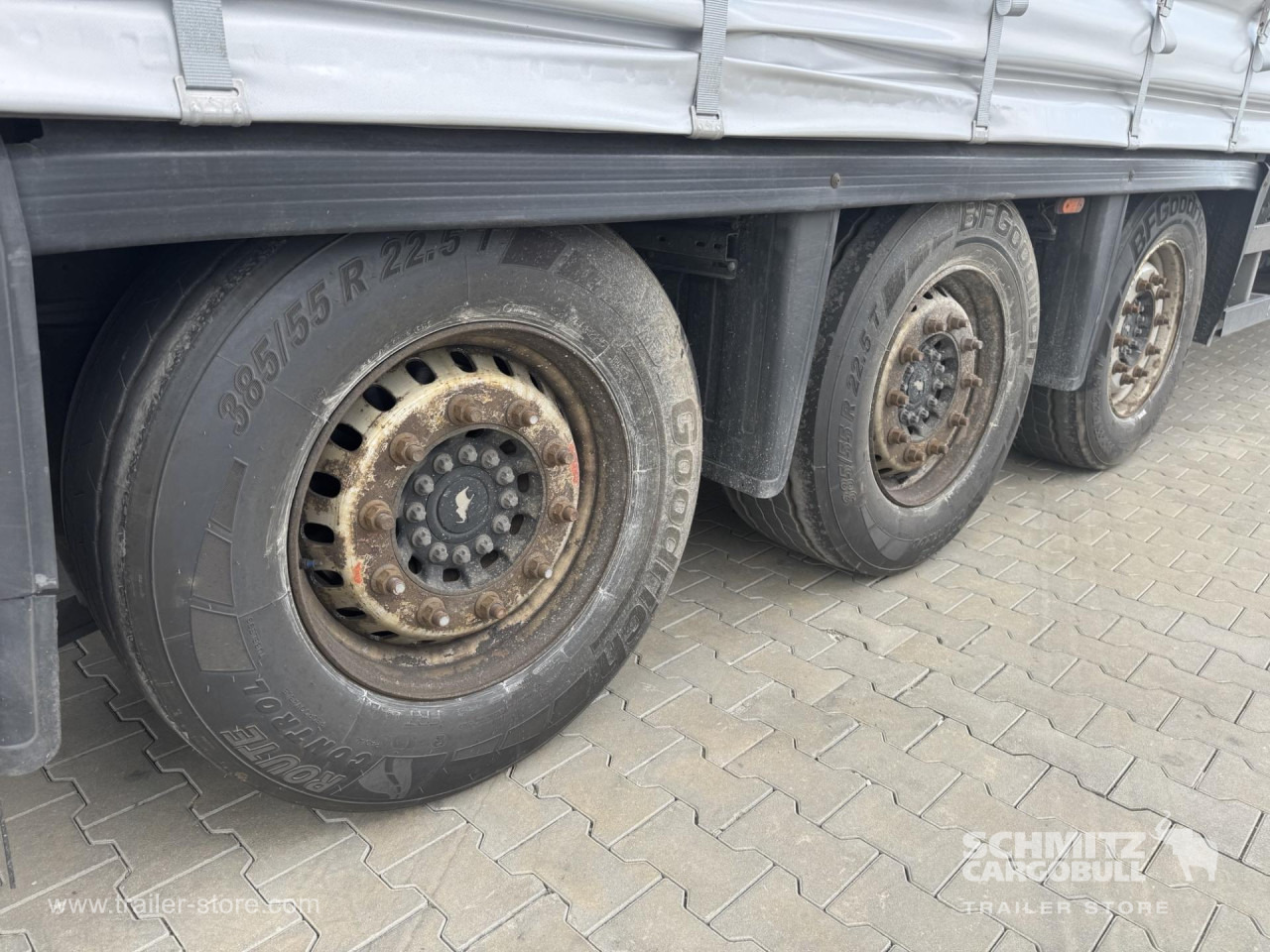 Curtainsider semi-trailer SCHMITZ Curtainsider Mega: picture 12