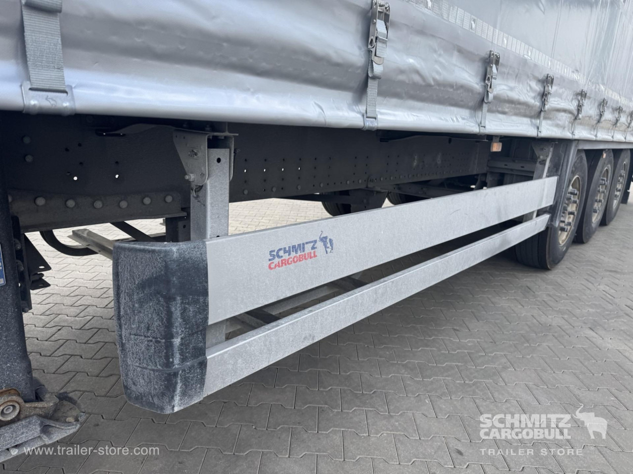 SCHMITZ Curtainsider Standard - Curtainsider semi-trailer: picture 2 SCHMITZ Curtainsider Standard - Curtainsider semi-trailer: picture 2