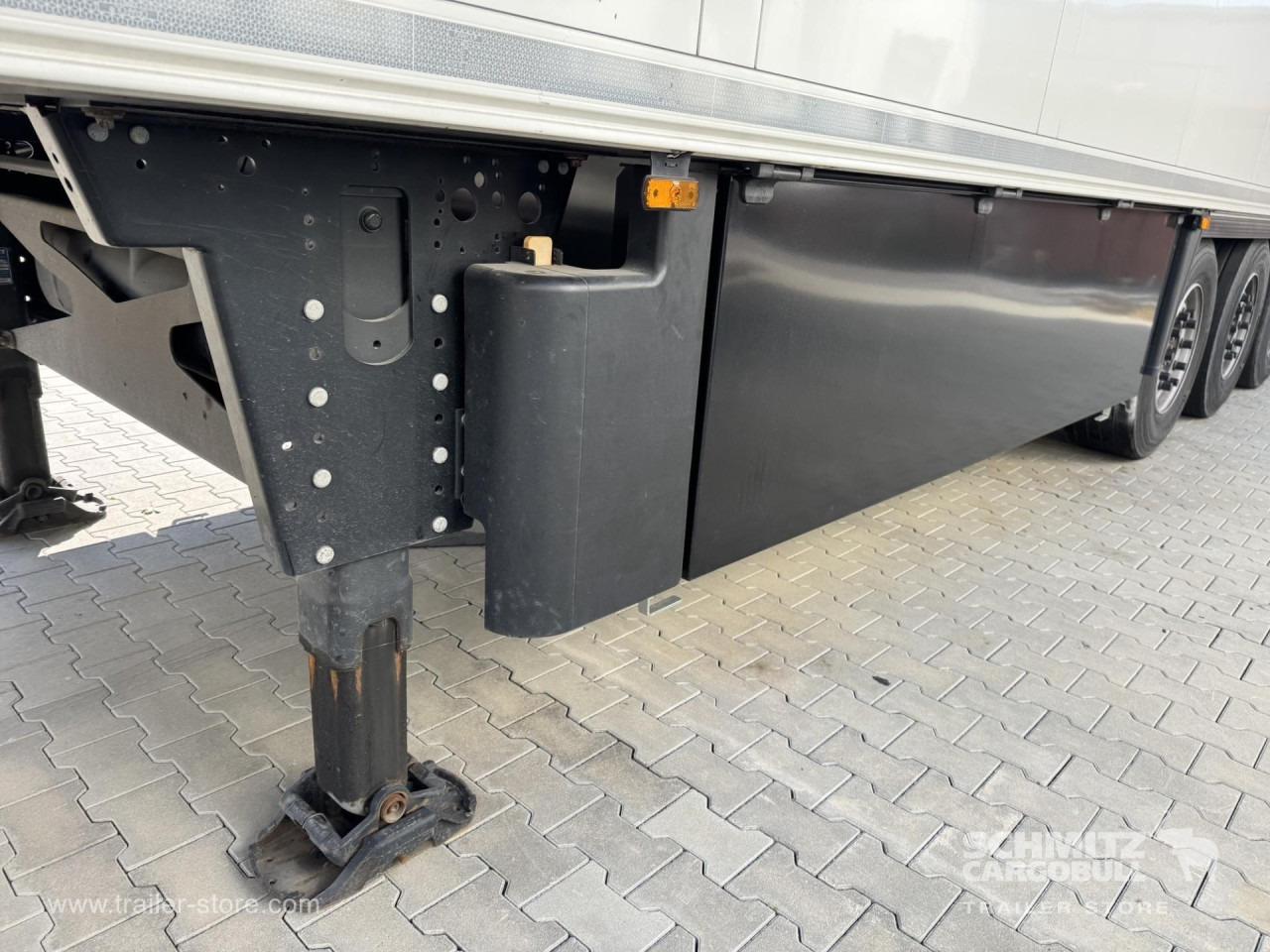 SCHMITZ Reefer Standard Double deck - Isothermal semi-trailer: picture 5 SCHMITZ Reefer Standard Double deck - Isothermal semi-trailer: picture 5