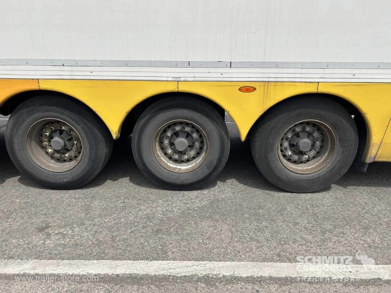 GRAY & ADAMS Dryfreight Standard - Isothermal semi-trailer: picture 2 GRAY & ADAMS Dryfreight Standard - Isothermal semi-trailer: picture 2