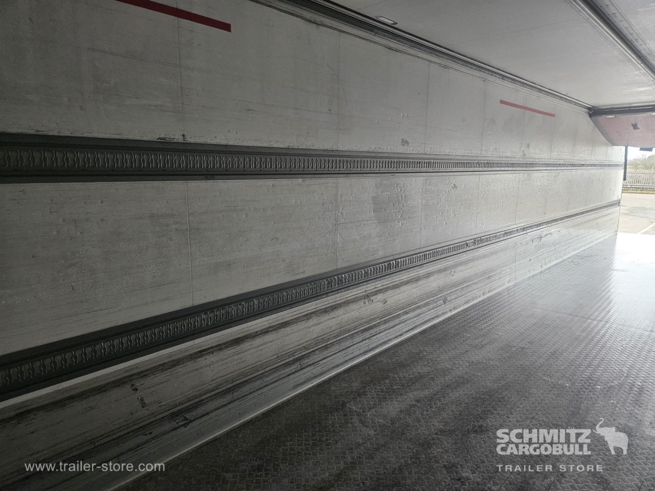 SCHMITZ Reefer Multitemp Taillift - Isothermal semi-trailer: picture 5 SCHMITZ Reefer Multitemp Taillift - Isothermal semi-trailer: picture 5