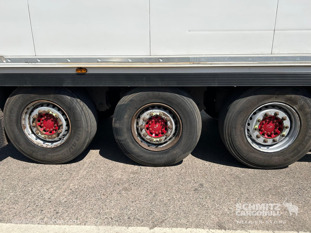 SCHMITZ Reefer Multitemp - Isothermal semi-trailer: picture 4 SCHMITZ Reefer Multitemp - Isothermal semi-trailer: picture 4