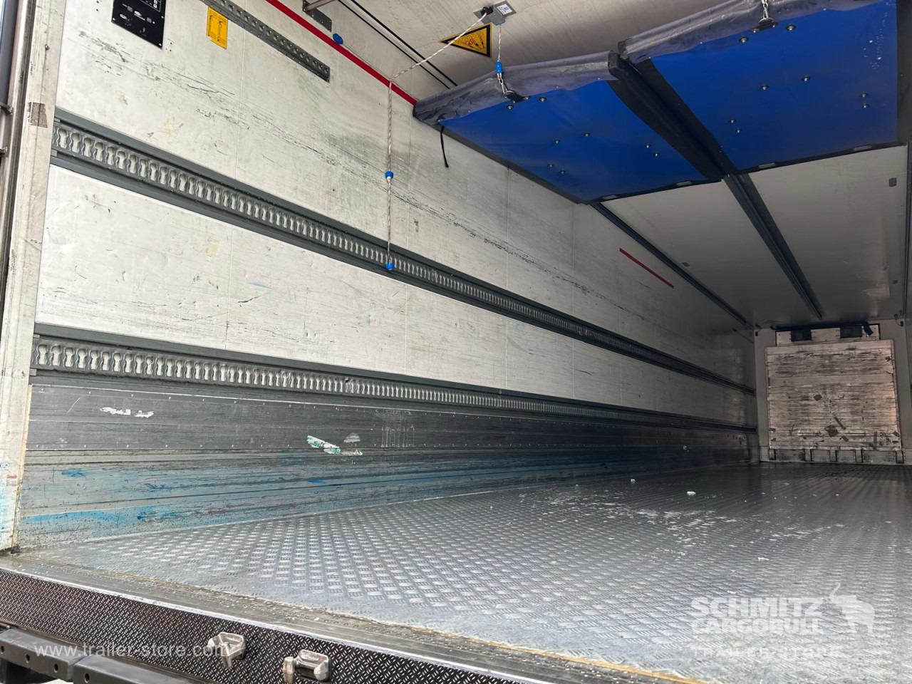 SCHMITZ Reefer Multitemp - Isothermal semi-trailer: picture 3 SCHMITZ Reefer Multitemp - Isothermal semi-trailer: picture 3