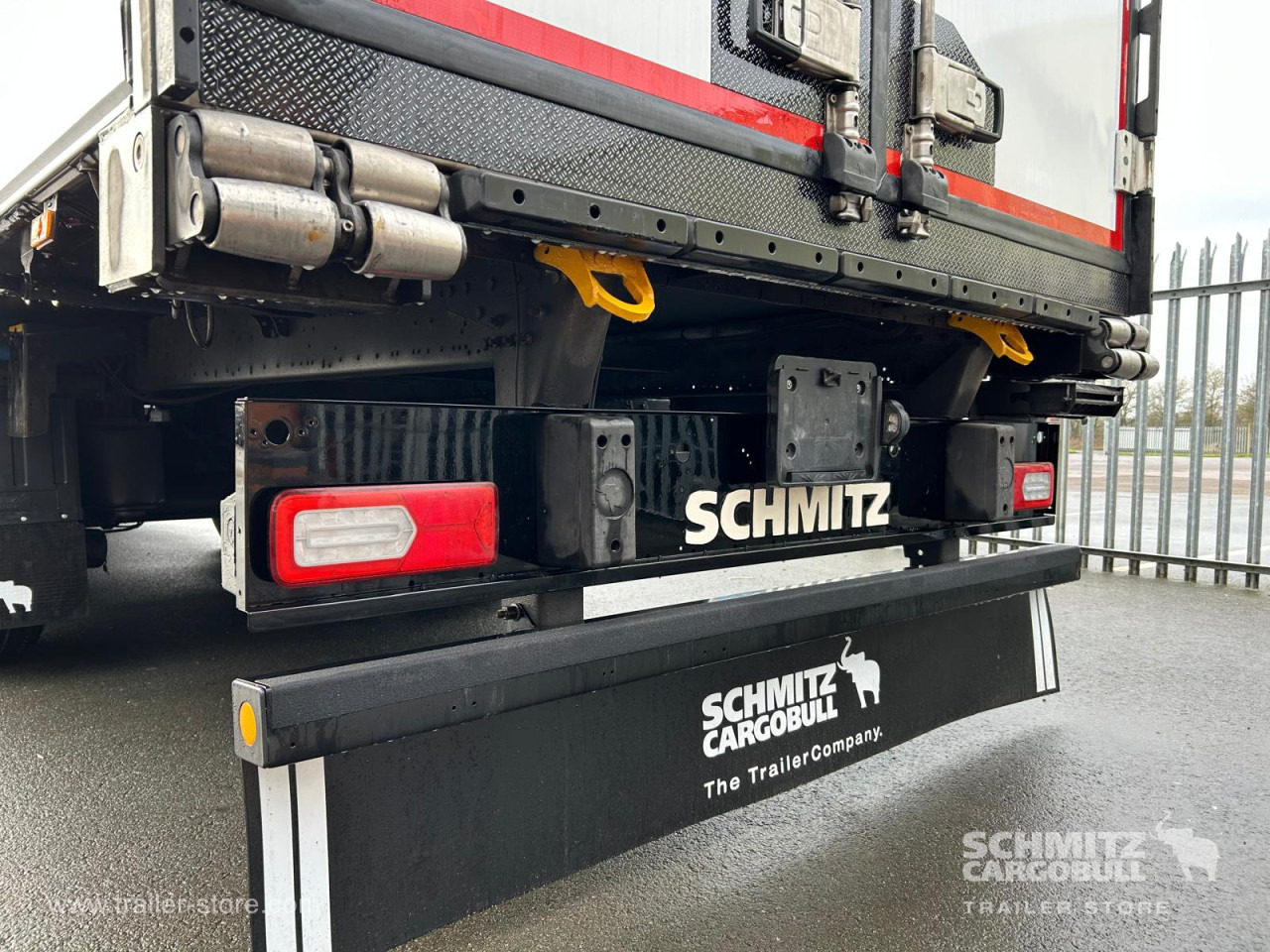 Isothermal semi-trailer SCHMITZ Reefer Multitemp: picture 6