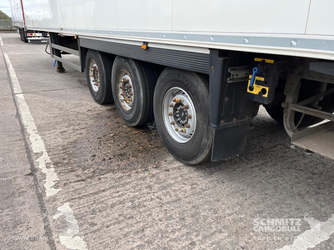 SCHMITZ Reefer Multitemp - Isothermal semi-trailer: picture 3 SCHMITZ Reefer Multitemp - Isothermal semi-trailer: picture 3