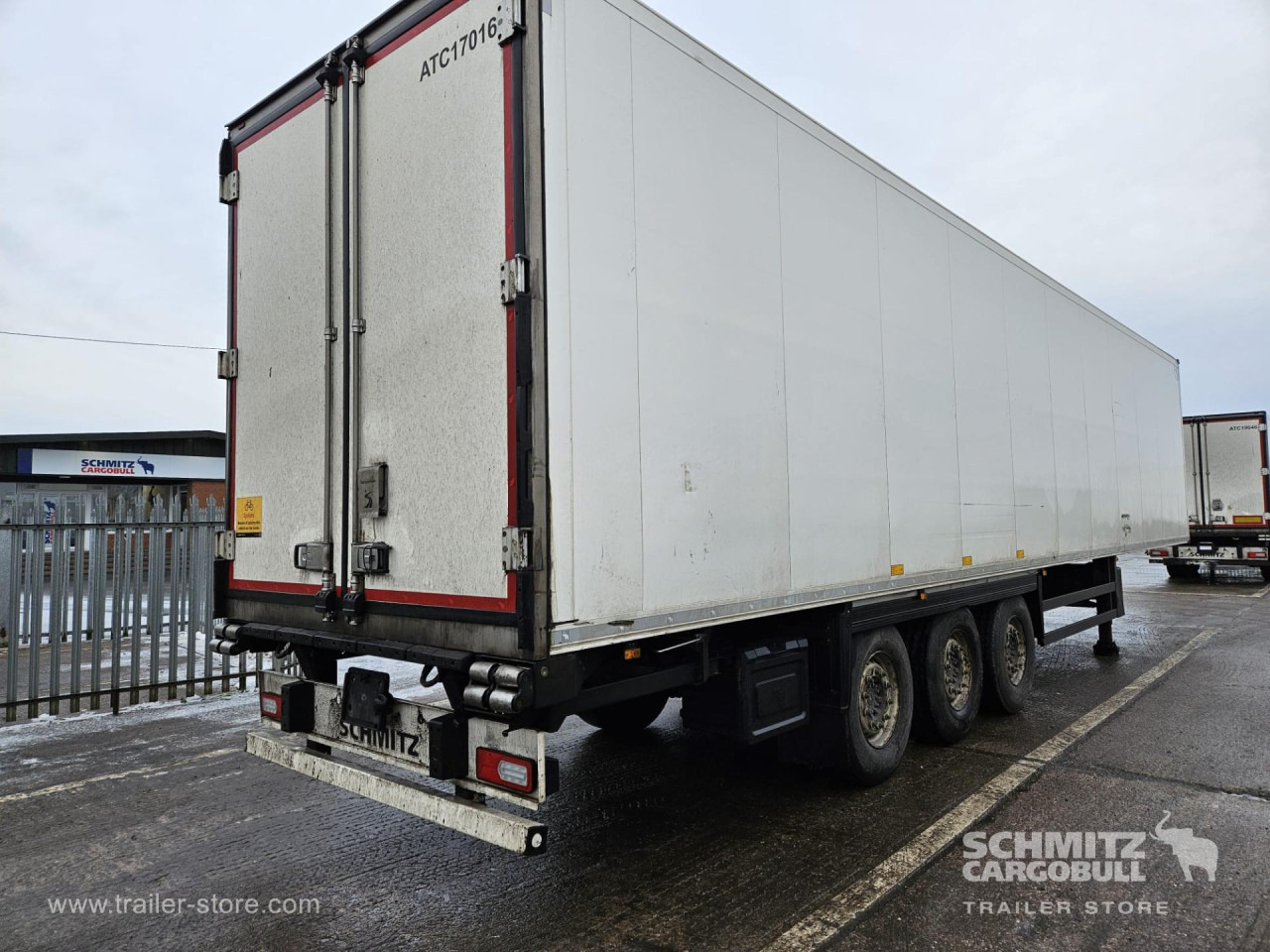 Isothermal semi-trailer SCHMITZ Reefer Multitemp: picture 10