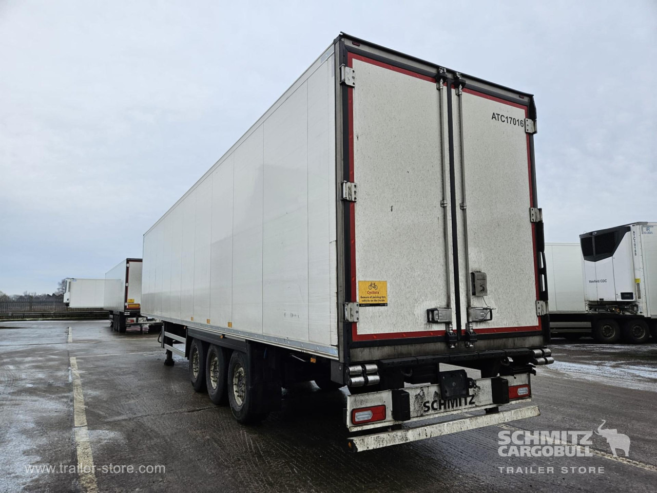 Isothermal semi-trailer SCHMITZ Reefer Multitemp: picture 8