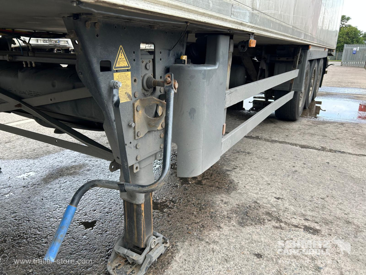 SCHMITZ Reefer Multitemp - Isothermal semi-trailer: picture 4 SCHMITZ Reefer Multitemp - Isothermal semi-trailer: picture 4