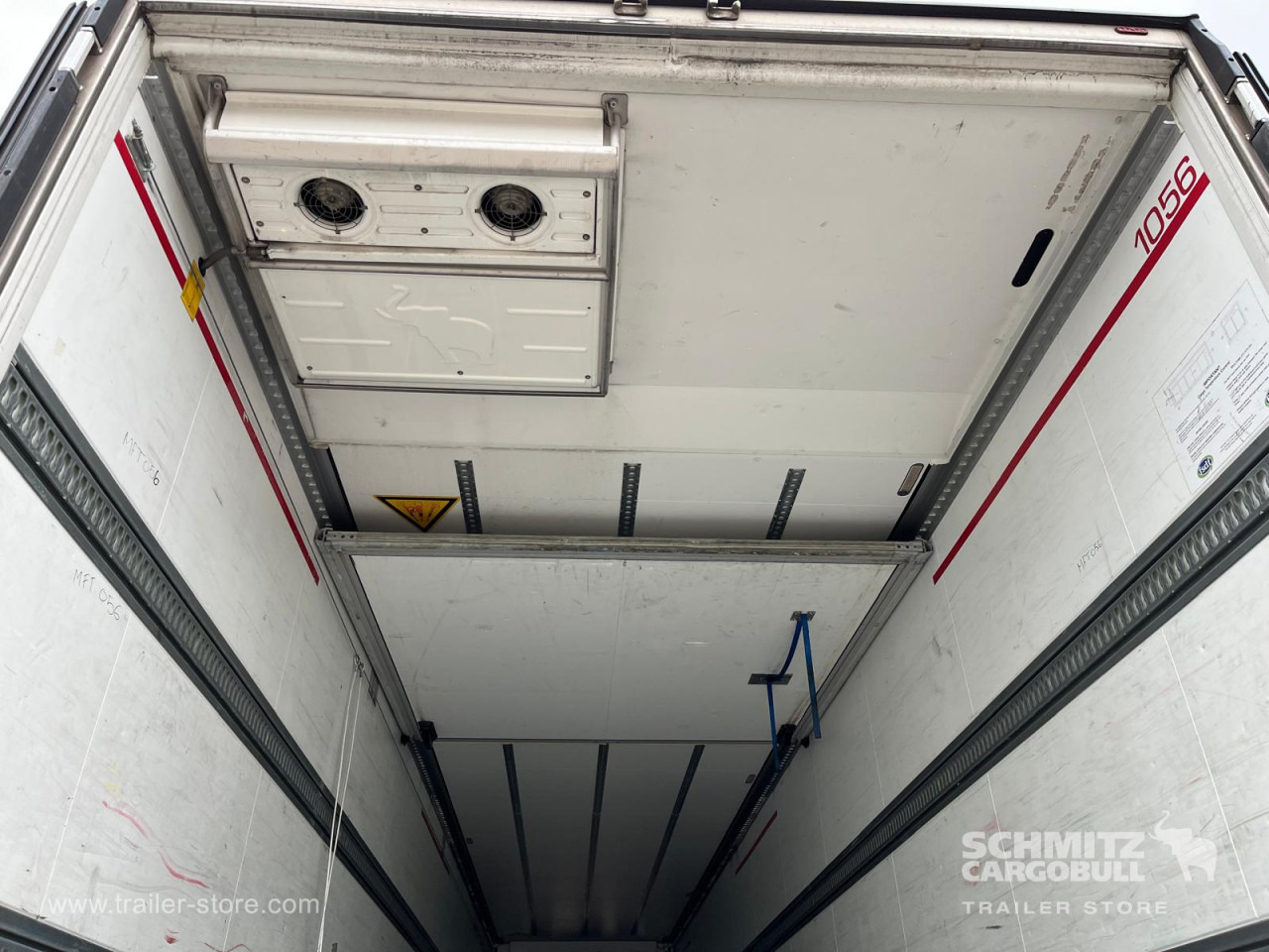 SCHMITZ Reefer Multitemp - Isothermal semi-trailer: picture 4 SCHMITZ Reefer Multitemp - Isothermal semi-trailer: picture 4