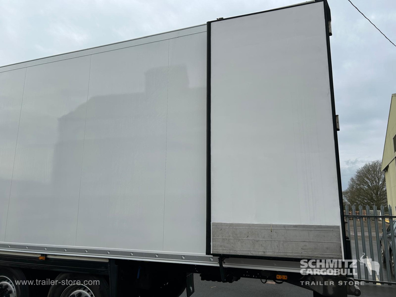 Isothermal semi-trailer SCHMITZ Reefer Multitemp: picture 14