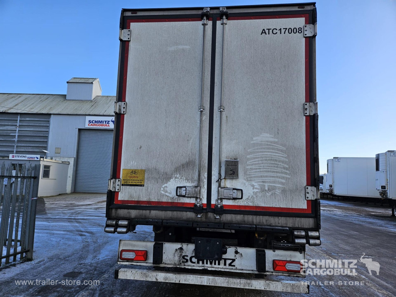 Isothermal semi-trailer SCHMITZ Reefer Multitemp: picture 12
