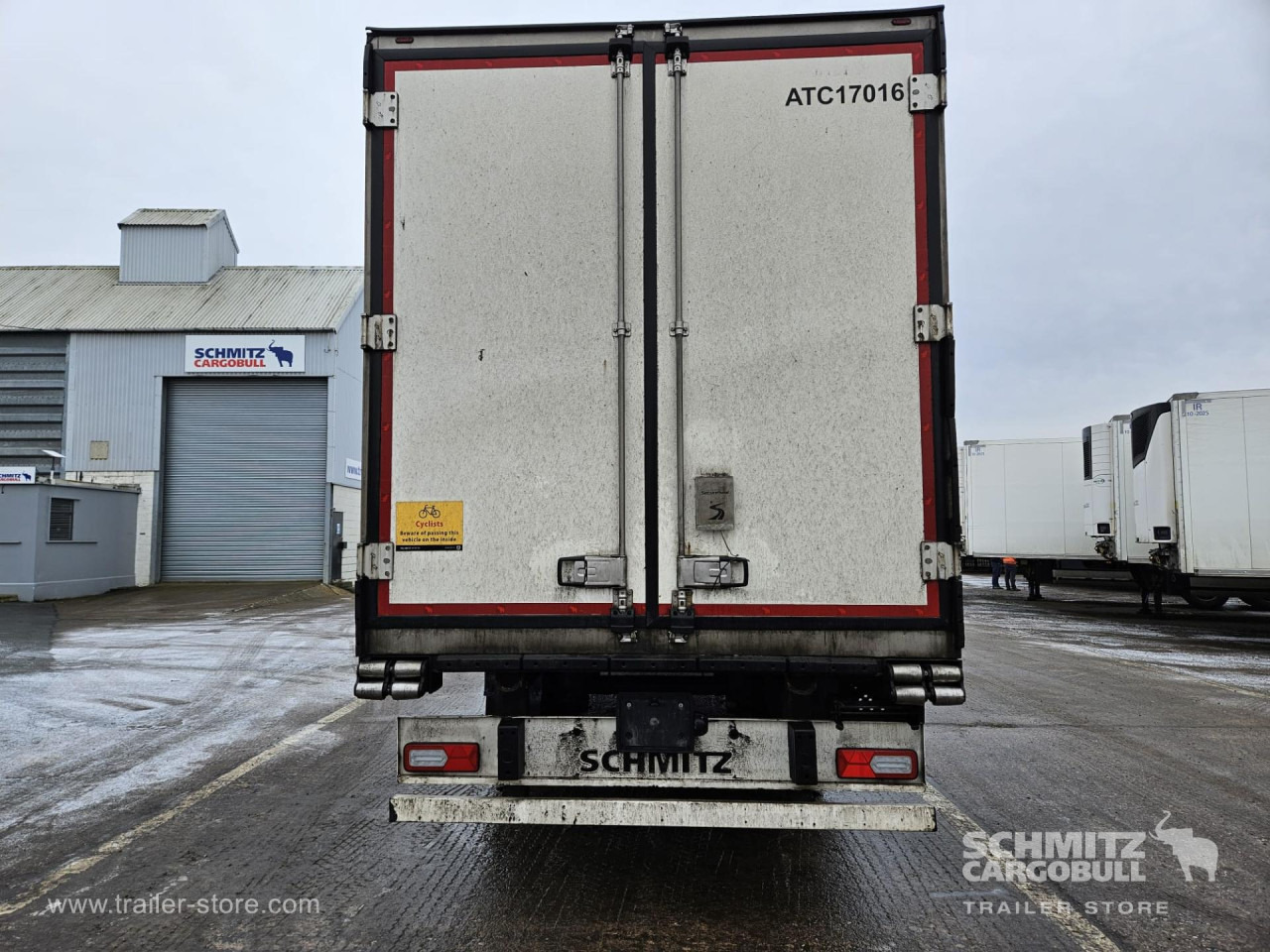 Isothermal semi-trailer SCHMITZ Reefer Multitemp: picture 12