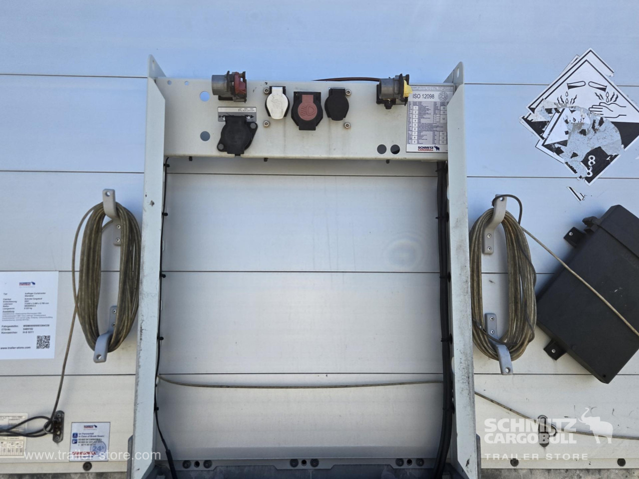 Curtainsider semi-trailer SCHMITZ Curtainsider Standard: picture 7