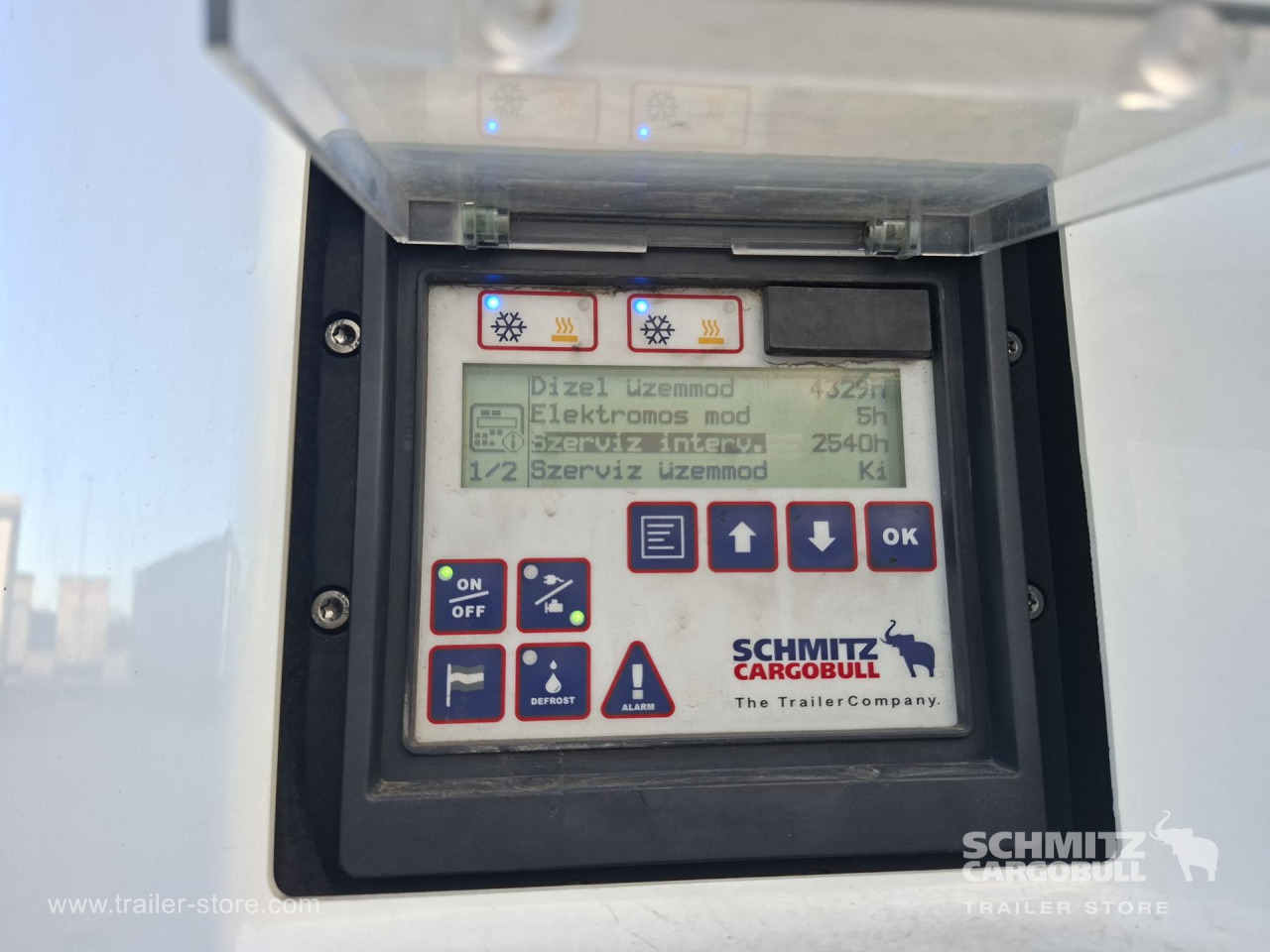 SCHMITZ Reefer Multitemp - Isothermal semi-trailer: picture 4 SCHMITZ Reefer Multitemp - Isothermal semi-trailer: picture 4
