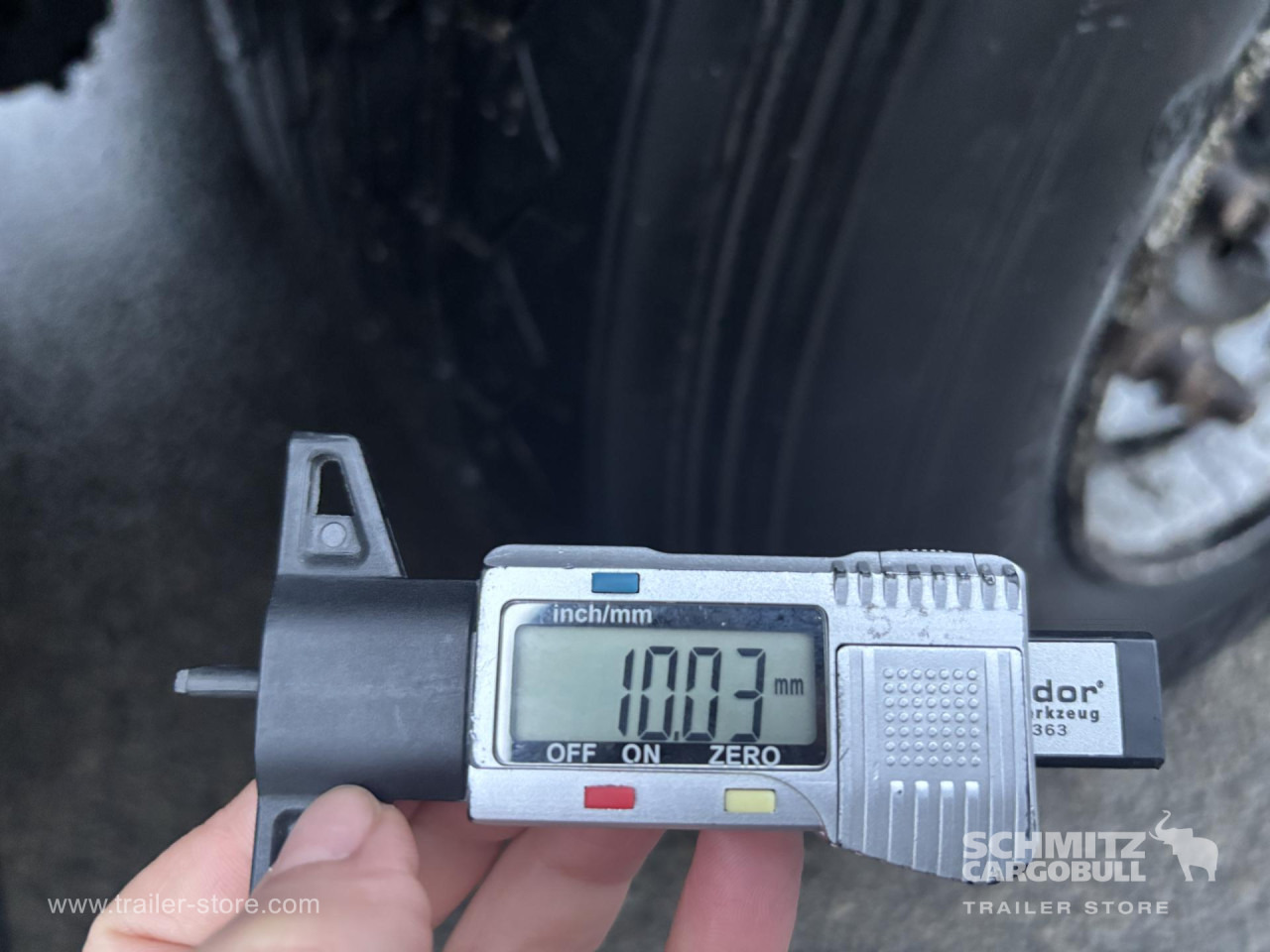 SCHMITZ Curtainsider Mega - Curtainsider semi-trailer: picture 2 SCHMITZ Curtainsider Mega - Curtainsider semi-trailer: picture 2