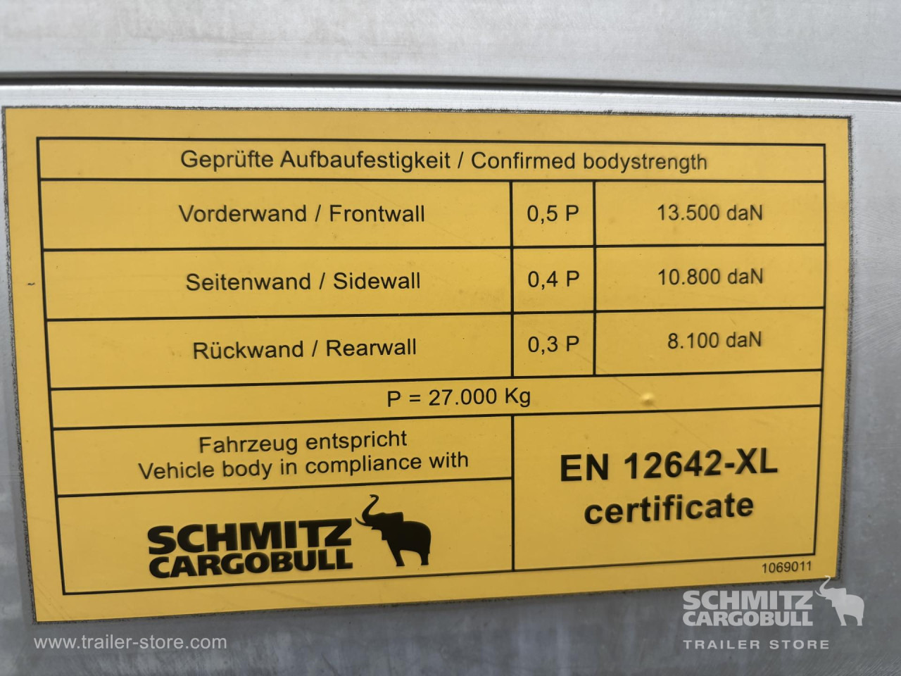 SCHMITZ Curtainsider Standard - Curtainsider semi-trailer: picture 2 SCHMITZ Curtainsider Standard - Curtainsider semi-trailer: picture 2