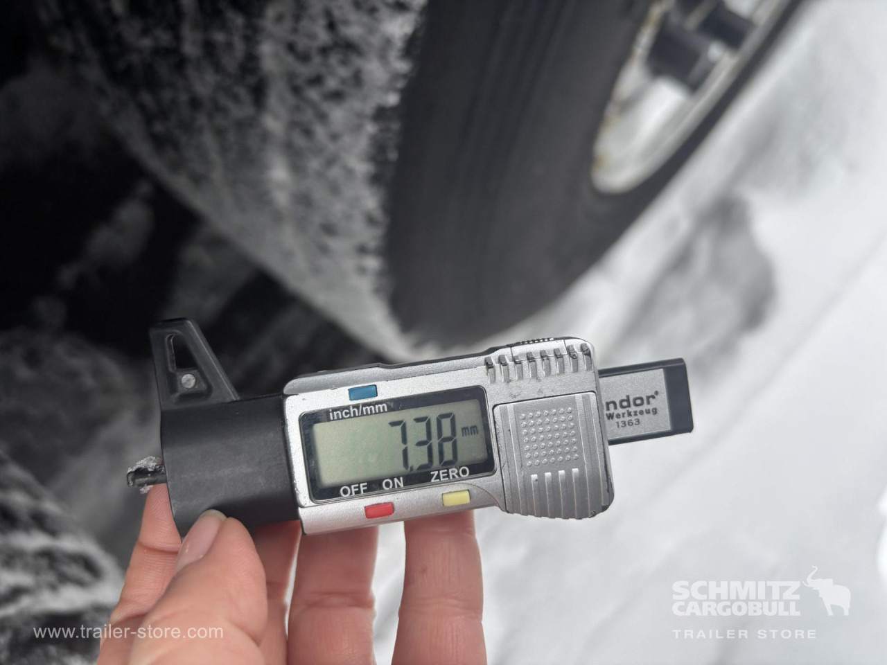 SCHMITZ Curtainsider Standard - Curtainsider semi-trailer: picture 2 SCHMITZ Curtainsider Standard - Curtainsider semi-trailer: picture 2