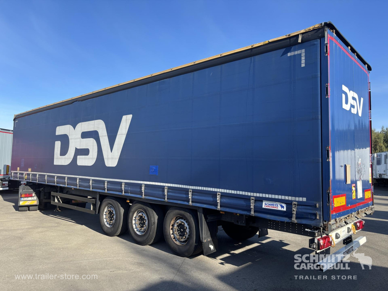 SCHMITZ Curtainsider Standard - Curtainsider semi-trailer: picture 4 SCHMITZ Curtainsider Standard - Curtainsider semi-trailer: picture 4