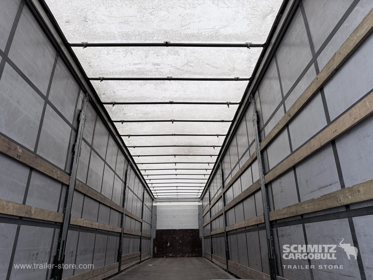 SCHMITZ Curtainsider Standard - Curtainsider semi-trailer: picture 2 SCHMITZ Curtainsider Standard - Curtainsider semi-trailer: picture 2