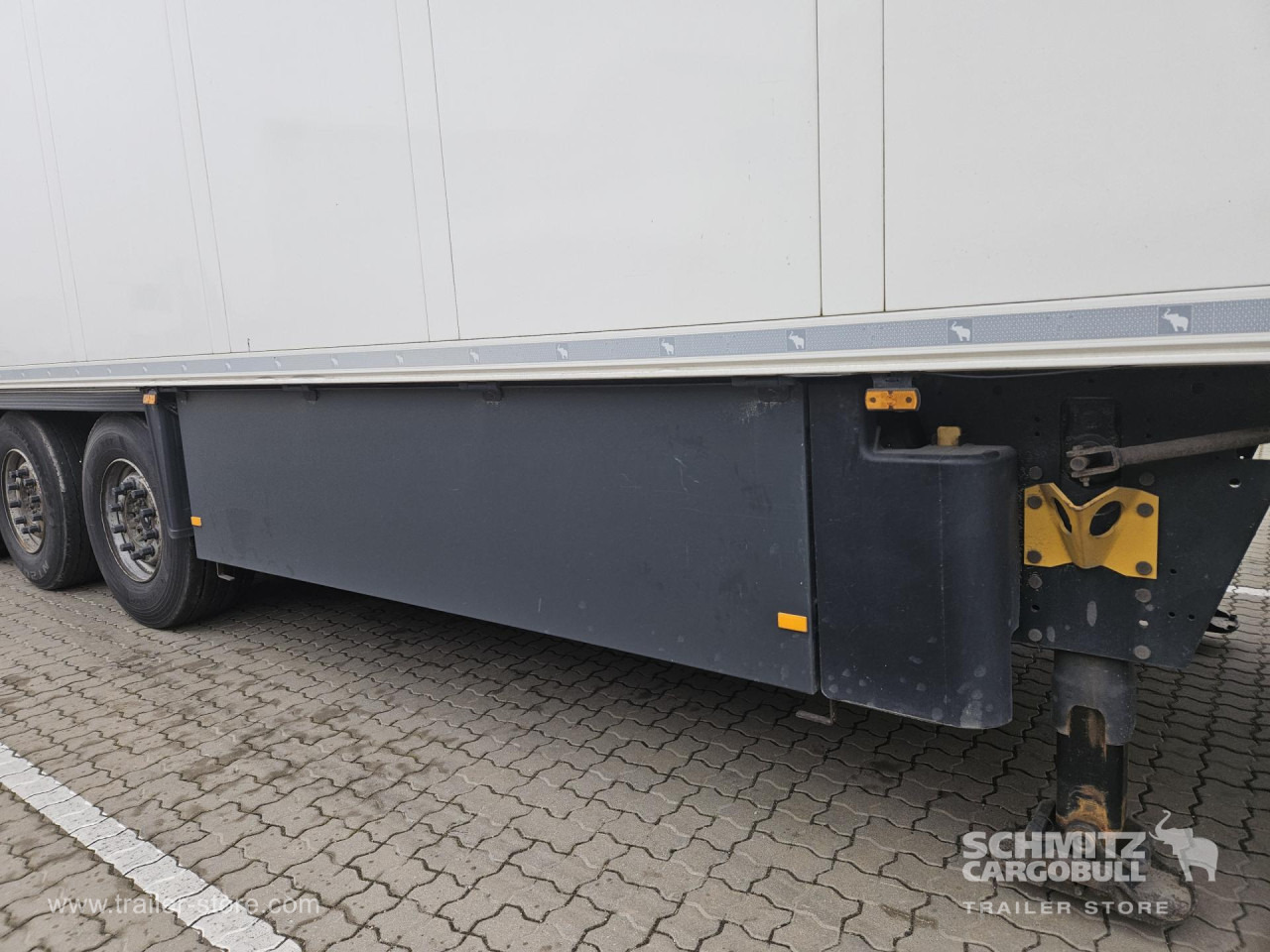 SCHMITZ Reefer Multitemp - Isothermal semi-trailer: picture 4 SCHMITZ Reefer Multitemp - Isothermal semi-trailer: picture 4