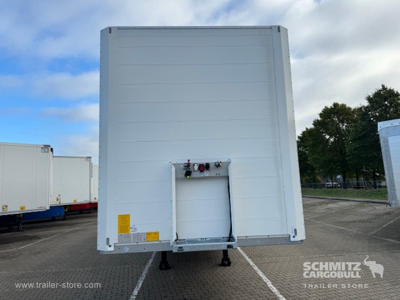 SCHMITZ Oplegger Kasten Standard Roller shutter door - Closed box semi-trailer: picture 4 SCHMITZ Oplegger Kasten Standard Roller shutter door - Closed box semi-trailer: picture 4