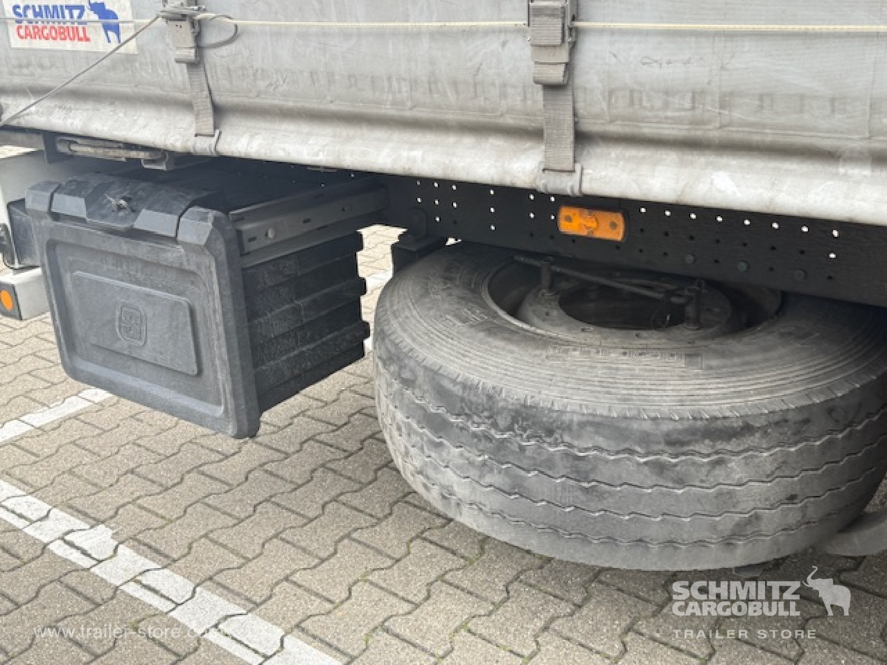 SCHMITZ Oplegger Schuifzeil Standard - Curtainsider semi-trailer: picture 3 SCHMITZ Oplegger Schuifzeil Standard - Curtainsider semi-trailer: picture 3