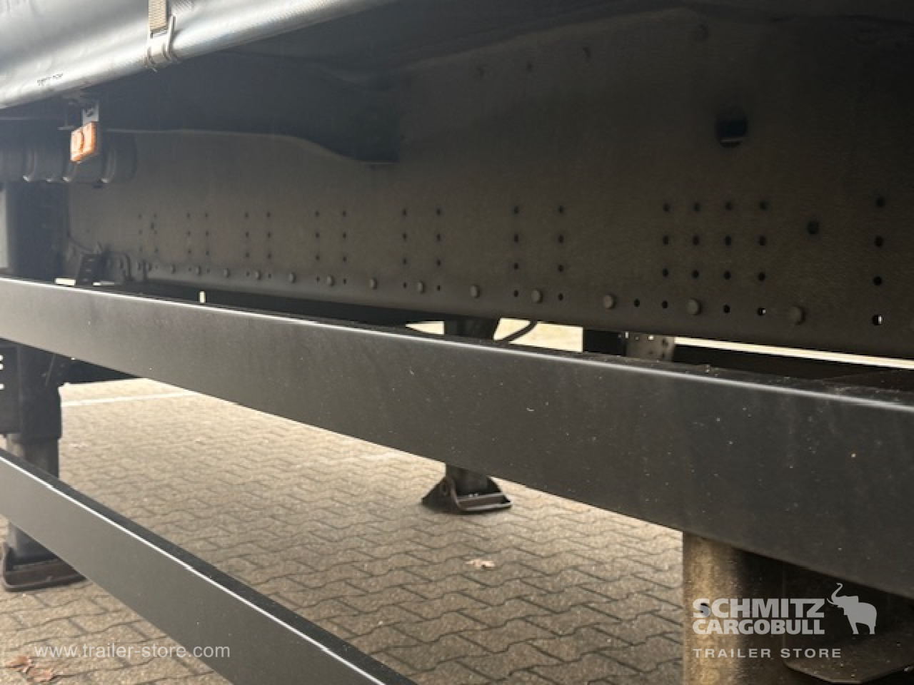 SCHMITZ Oplegger Schuifzeil Standard Taillift - Curtainsider semi-trailer: picture 4 SCHMITZ Oplegger Schuifzeil Standard Taillift - Curtainsider semi-trailer: picture 4