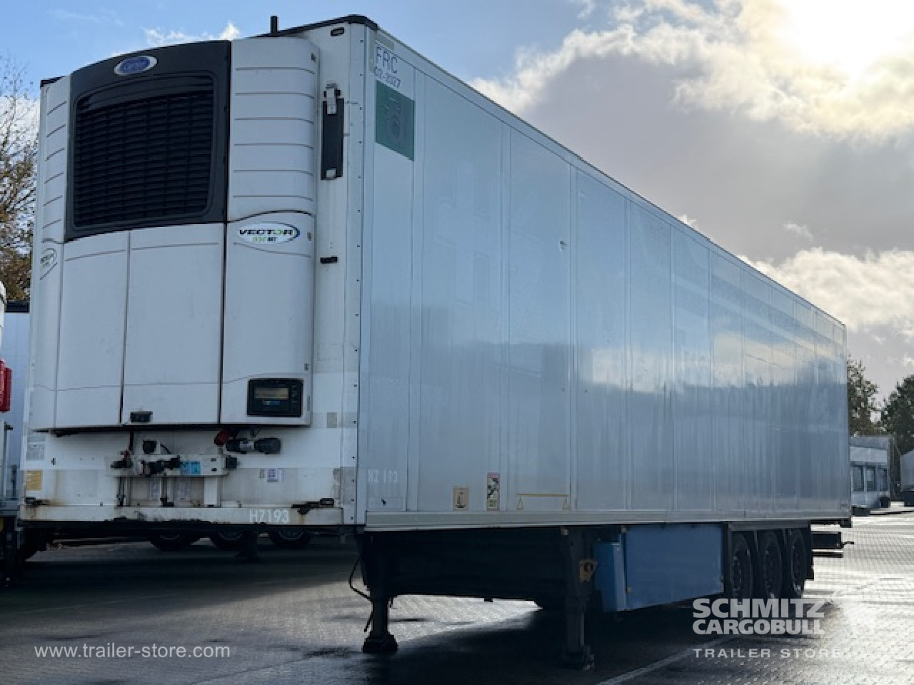 SCHMITZ Oplegger Vries Multitemp - Isothermal semi-trailer: picture 1 SCHMITZ Oplegger Vries Multitemp - Isothermal semi-trailer: picture 1