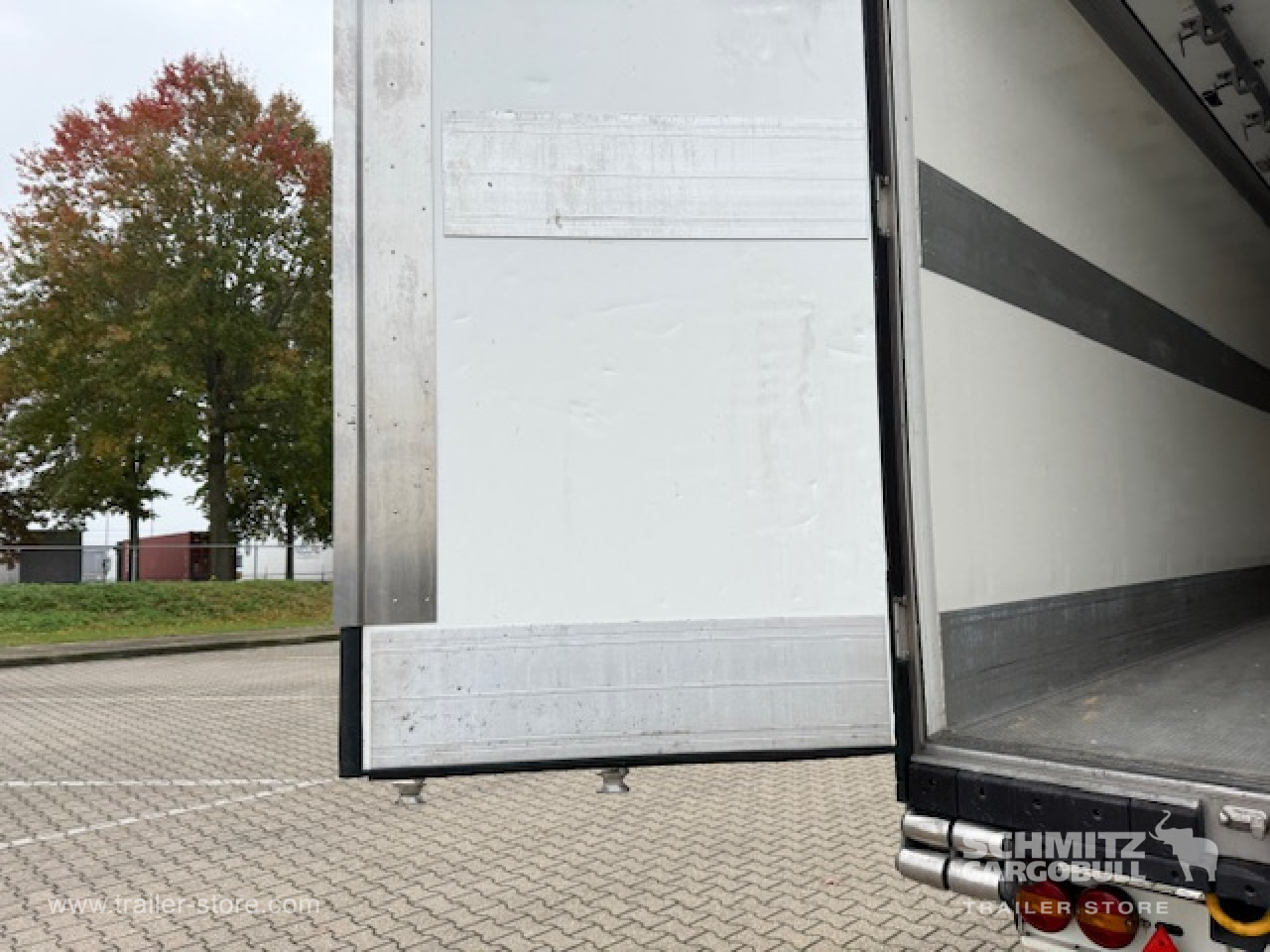 SCHMITZ Oplegger Vries Vleeshangwerk - Isothermal semi-trailer: picture 5 SCHMITZ Oplegger Vries Vleeshangwerk - Isothermal semi-trailer: picture 5