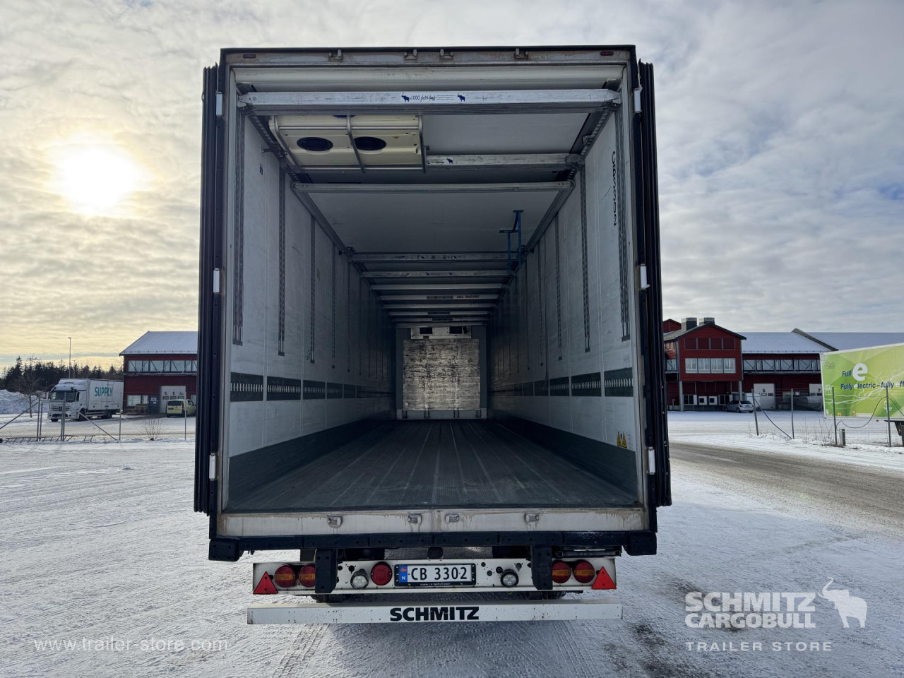 SCHMITZ Reefer Multitemp - Isothermal semi-trailer: picture 2 SCHMITZ Reefer Multitemp - Isothermal semi-trailer: picture 2