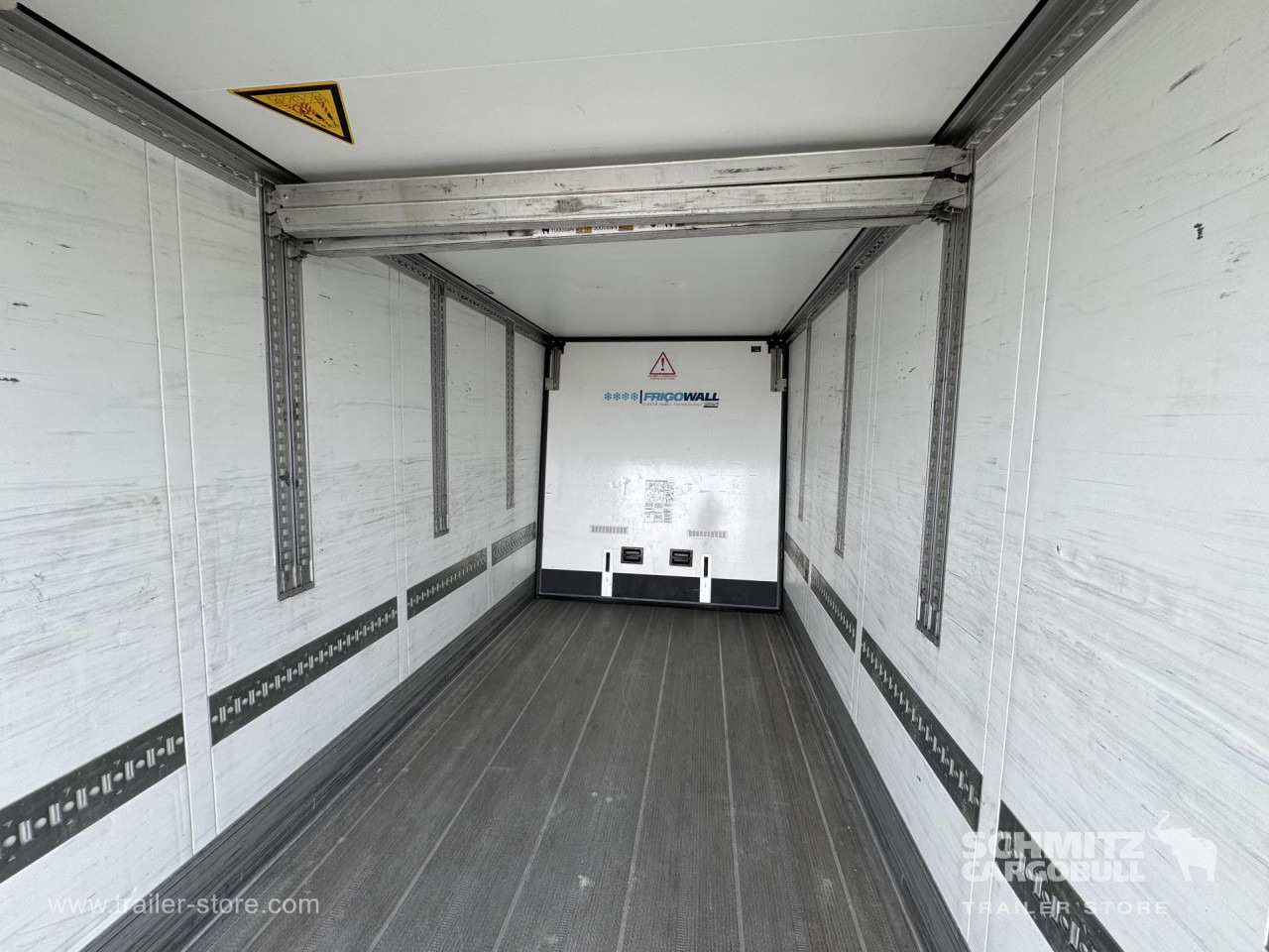 Isothermal semi-trailer SCHMITZ Reefer Multitemp: picture 6
