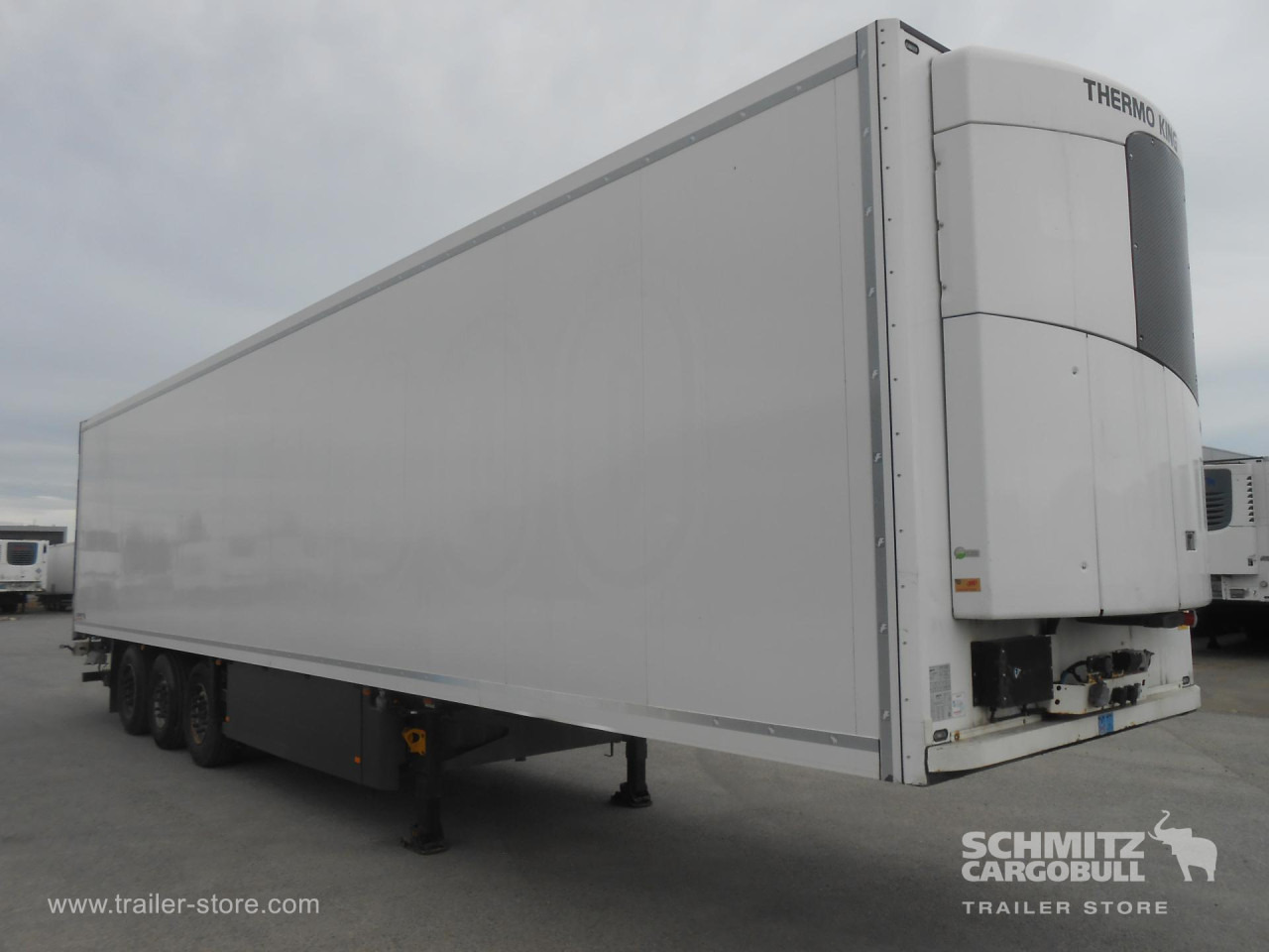 Isothermal semi-trailer SCHMITZ Reefer Multitemp Taillift: picture 11