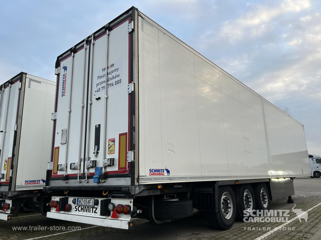SCHMITZ Reefer Standard Double deck - Isothermal semi-trailer: picture 2 SCHMITZ Reefer Standard Double deck - Isothermal semi-trailer: picture 2