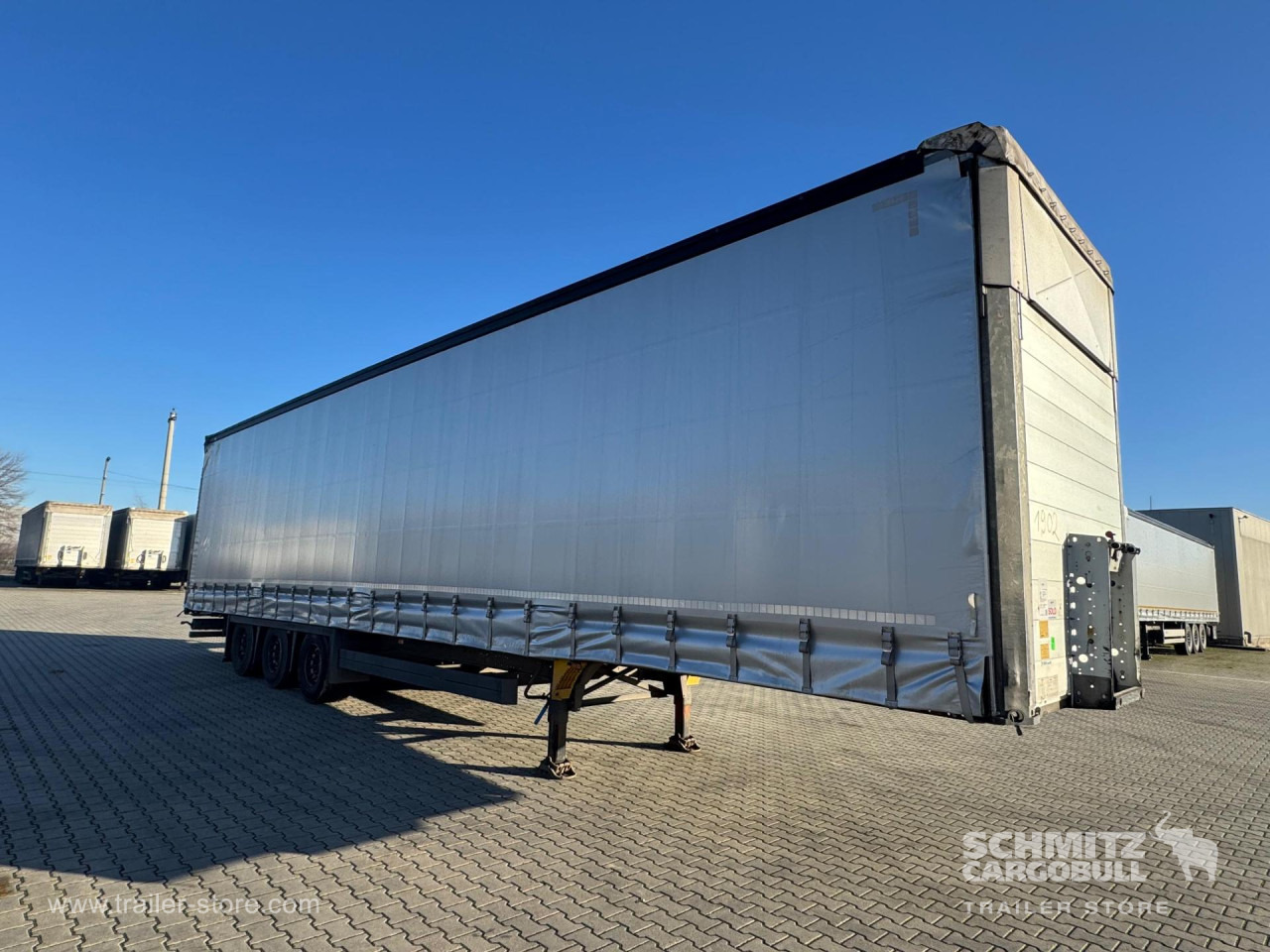 SCHMITZ Curtainsider Mega - Curtainsider semi-trailer: picture 1 SCHMITZ Curtainsider Mega - Curtainsider semi-trailer: picture 1