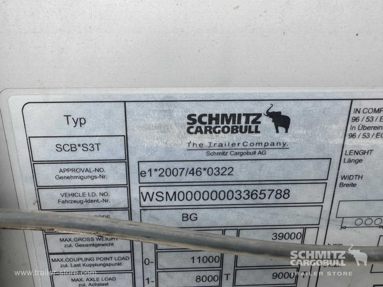 SCHMITZ Curtainsider Standard - Curtainsider semi-trailer: picture 2 SCHMITZ Curtainsider Standard - Curtainsider semi-trailer: picture 2