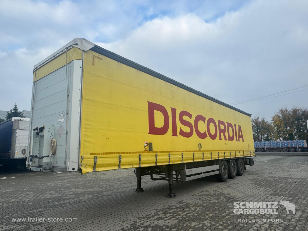 SCHMITZ Curtainsider Standard - Curtainsider semi-trailer: picture 1 SCHMITZ Curtainsider Standard - Curtainsider semi-trailer: picture 1