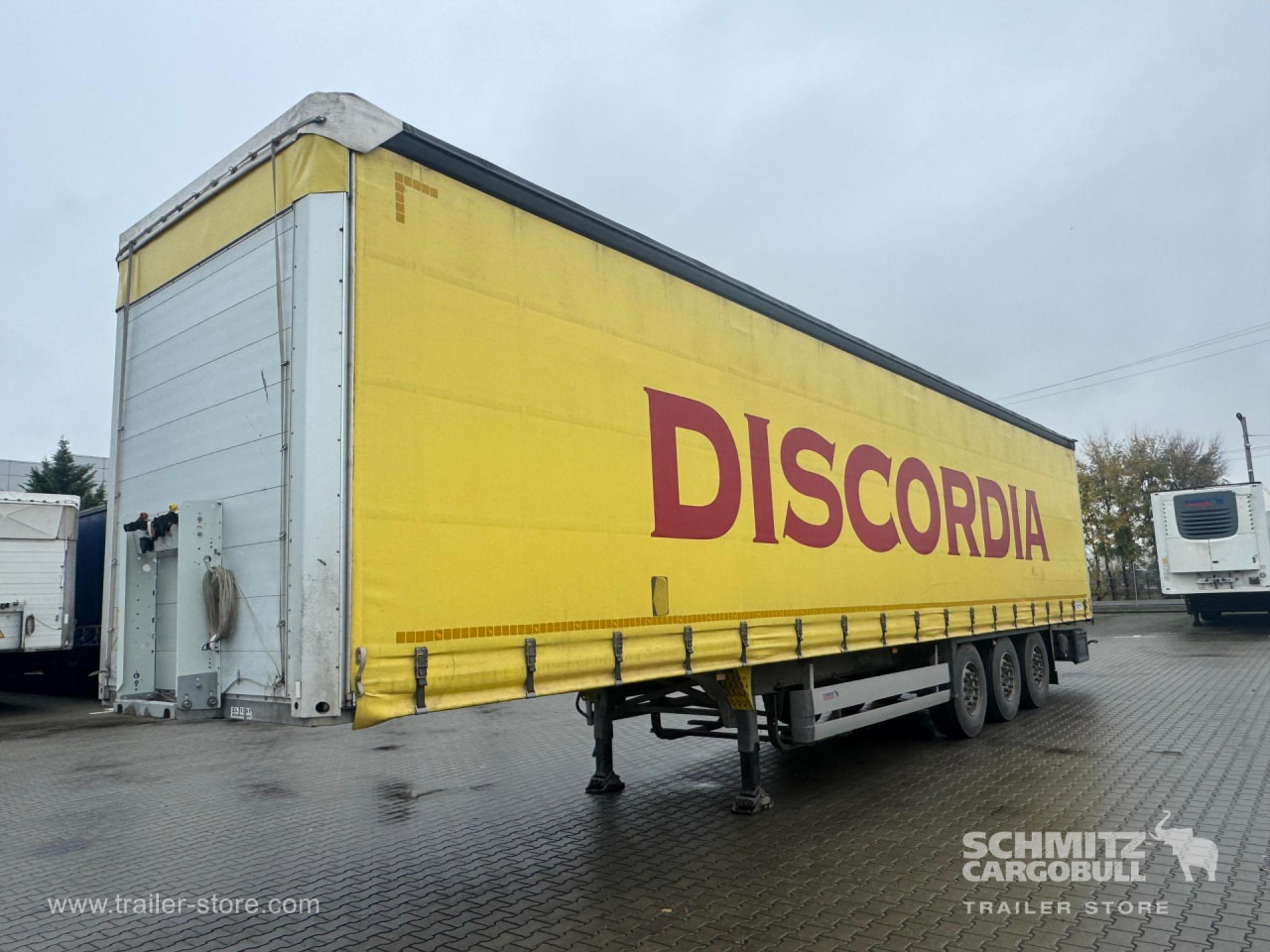 SCHMITZ Curtainsider Standard - Curtainsider semi-trailer: picture 1 SCHMITZ Curtainsider Standard - Curtainsider semi-trailer: picture 1