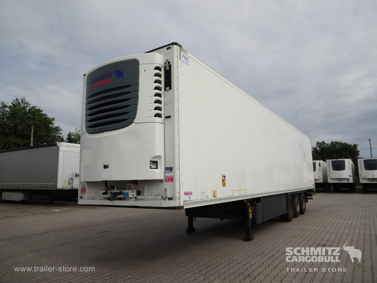 SCHMITZ Reefer Standard - Isothermal semi-trailer: picture 1 SCHMITZ Reefer Standard - Isothermal semi-trailer: picture 1