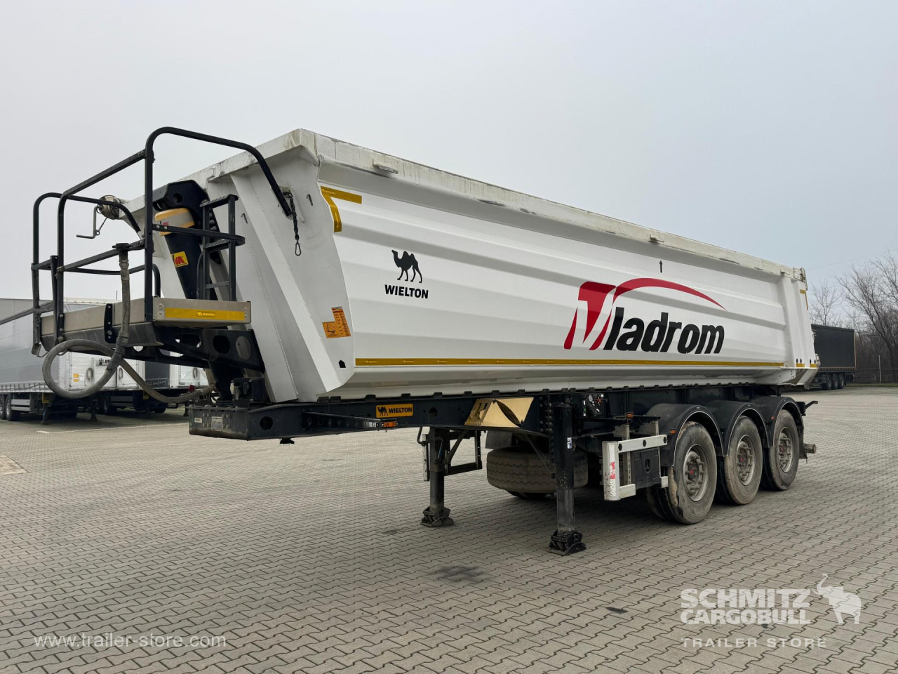 WIELTON Tipper Alu-square sided body 28m³ - Tipper semi-trailer: picture 3 WIELTON Tipper Alu-square sided body 28m³ - Tipper semi-trailer: picture 3