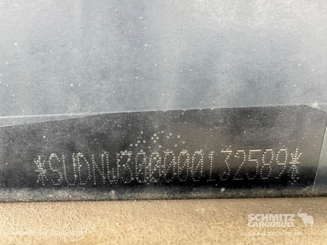 WIELTON Tipper Alu-square sided body 28m³ - Tipper semi-trailer: picture 2 WIELTON Tipper Alu-square sided body 28m³ - Tipper semi-trailer: picture 2