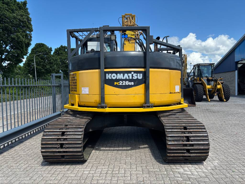 Crawler excavator Komatsu PC 228 Uslc-3E0: picture 8