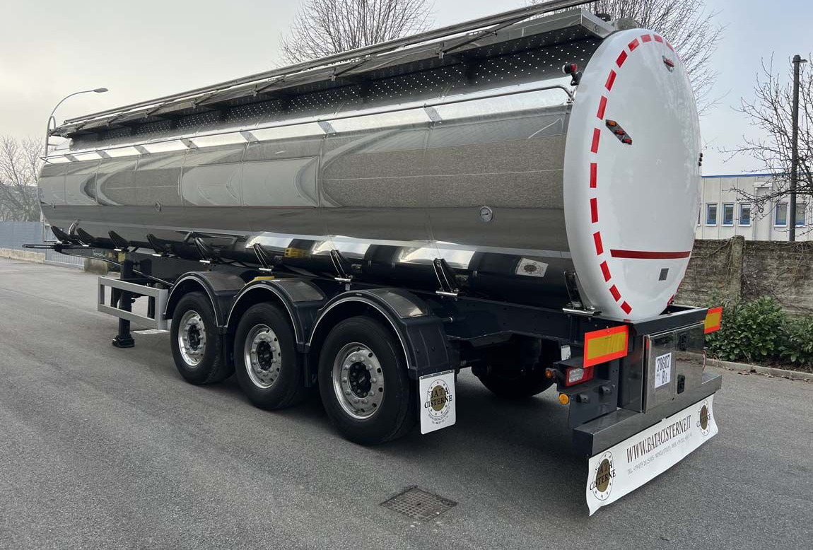 Bata CISTERNA MODELLO INOX STANDARD NUOVA - Tank semi-trailer: picture 2 Bata CISTERNA MODELLO INOX STANDARD NUOVA - Tank semi-trailer: picture 2