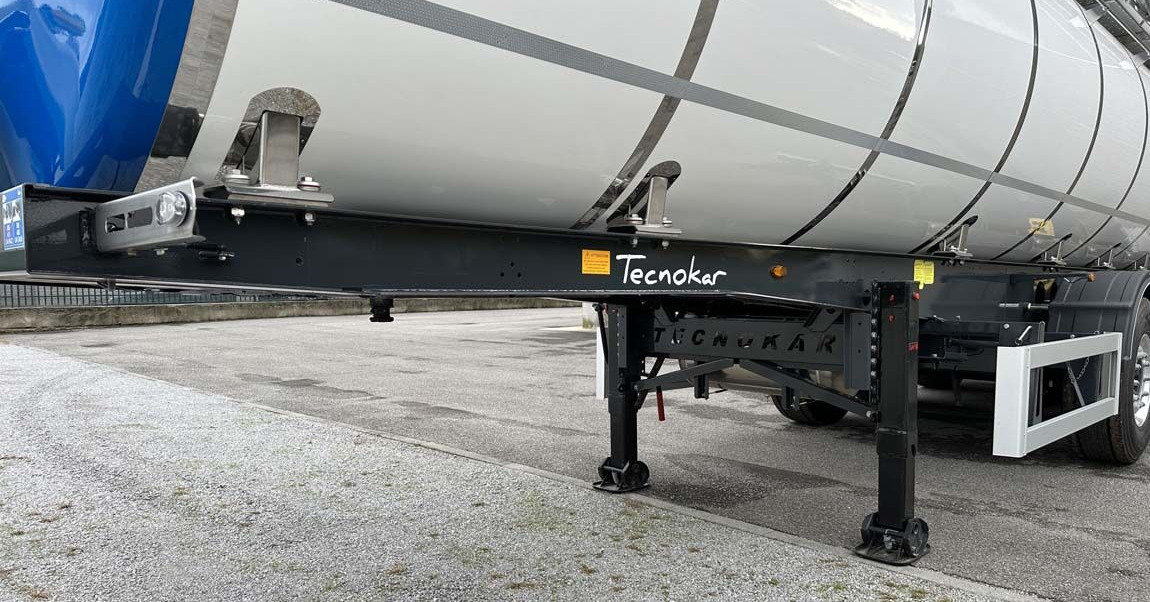 New Tank semi-trailer for transportation of food Bata CISTERNA SUPER LIGHT NUOVA: picture 11